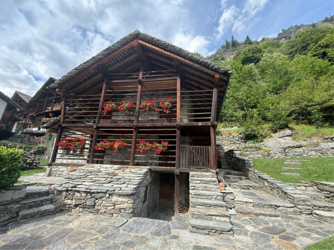 Casa singola in vendita a Alagna Valsesia