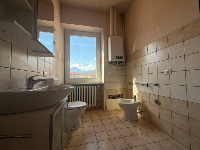 Appartamento in vendita a Borgosesia