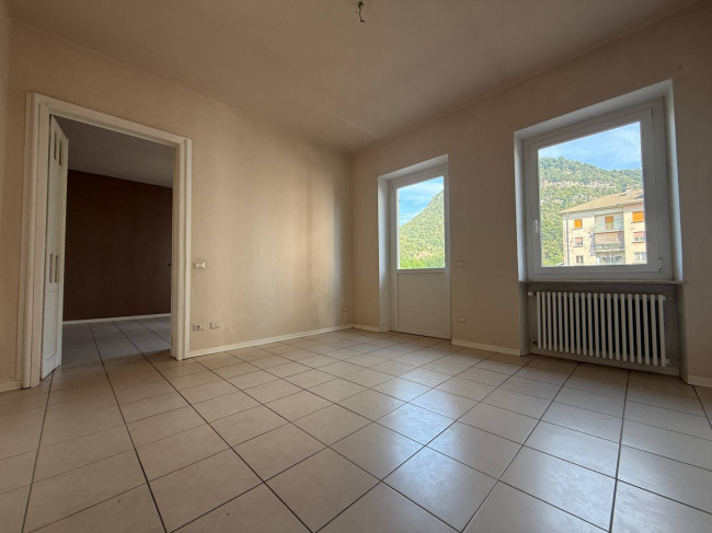 Appartamento in vendita a Borgosesia