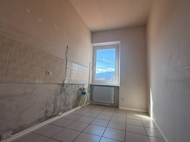 Appartamento in vendita a Borgosesia