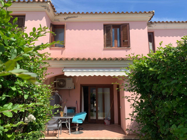 Villette a schiera in vendita a San Teodoro