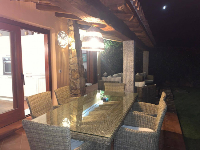 Villa in vendita a San Teodoro