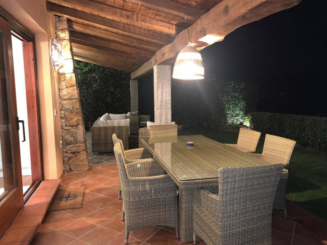 Villa in vendita a San Teodoro