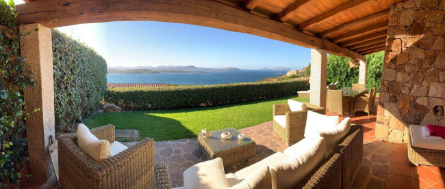 Villa in vendita a San Teodoro