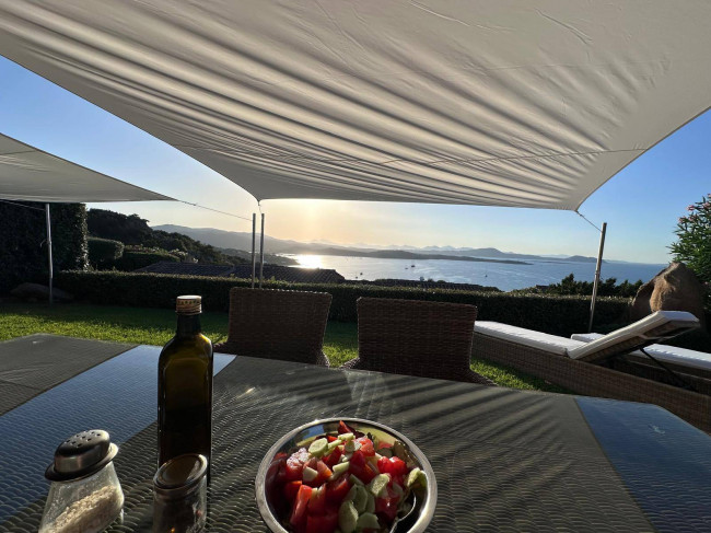 Villa in vendita a San Teodoro