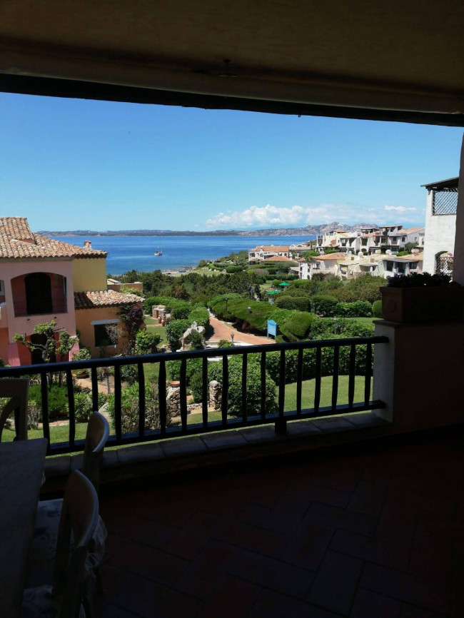 Appartamento in vendita a Arzachena