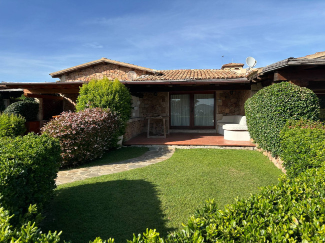 Villette a schiera in vendita a San Teodoro
