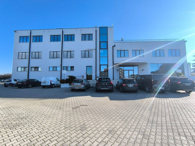 Studio/Ufficio in affitto a San Giovanni Teatino