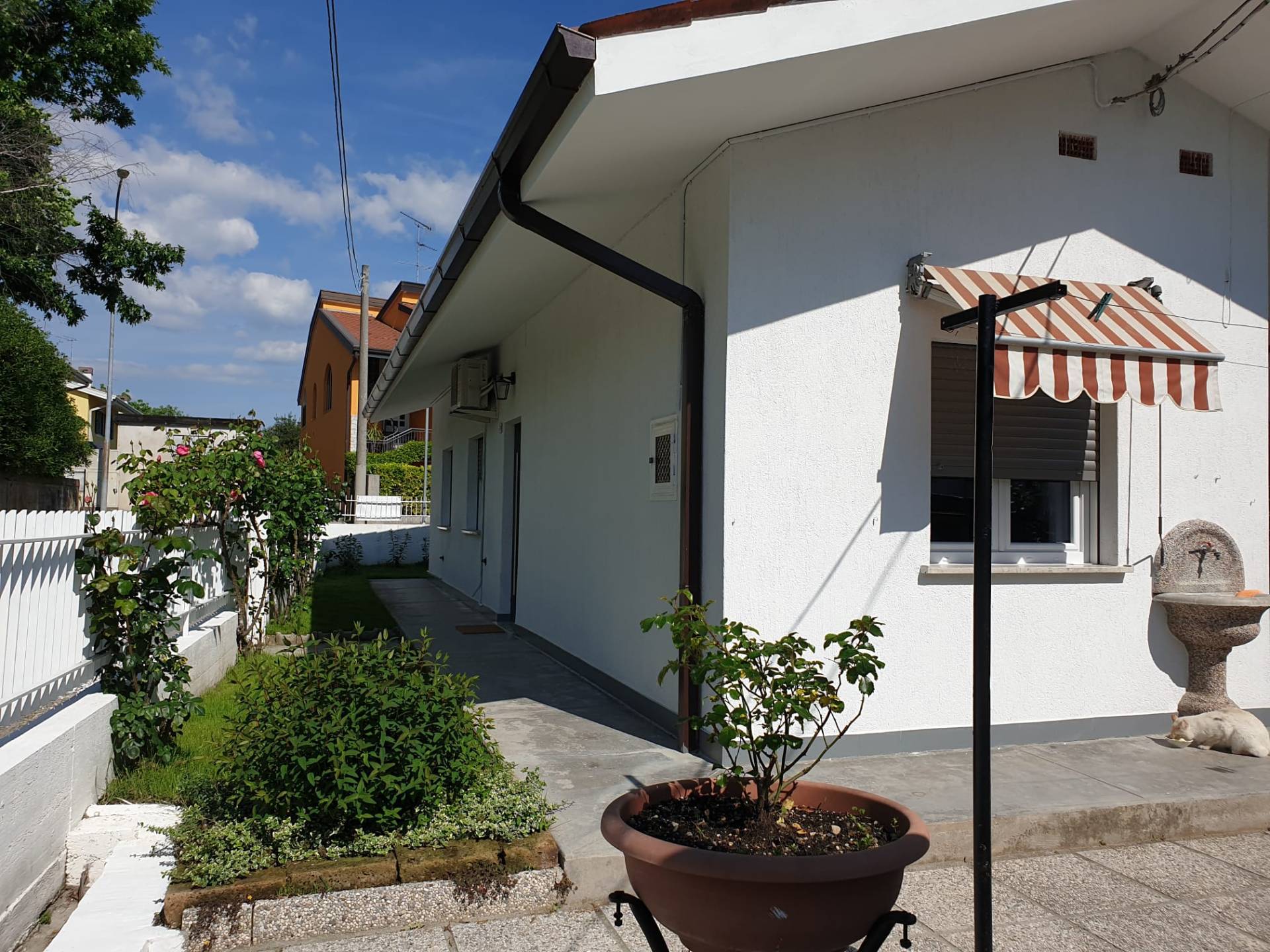 Casa indipendente in affitto a Ronchi Dei Legionari (GO)