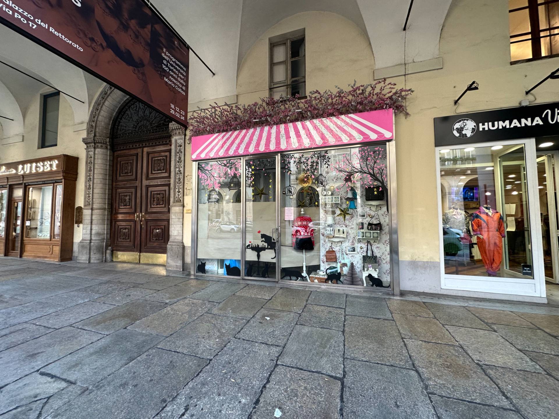 Fondo commerciale in vendita a Centro, Torino (TO)