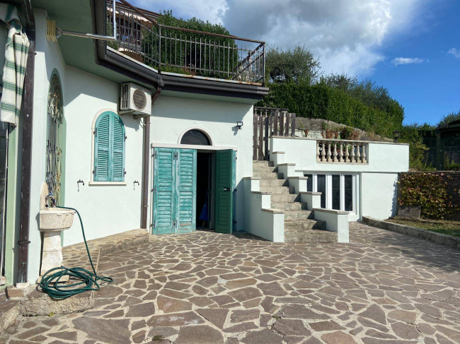 Casa indipendente in vendita a Caprino Veronese (VR)