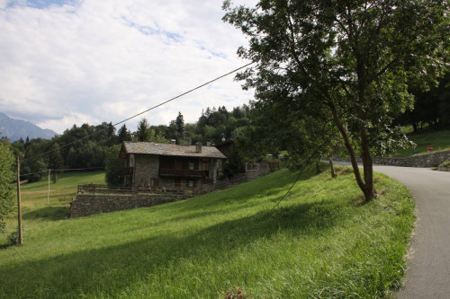 Terreno edificabile in vendita a Doues (AO)