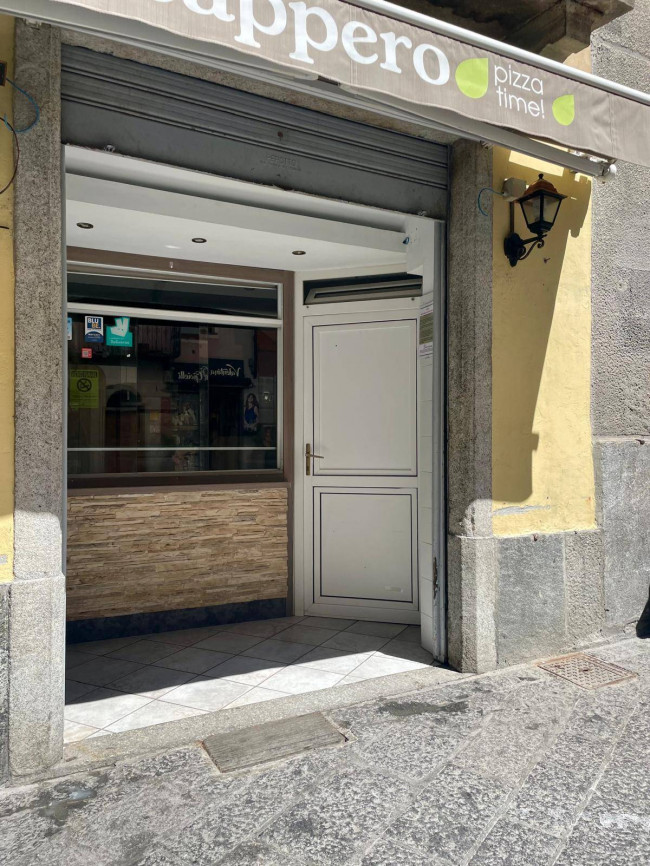 Attività commerciale in vendita a Aosta (AO)