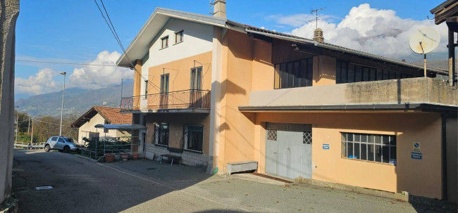 Casa indipendente in vendita a Chambave (AO)