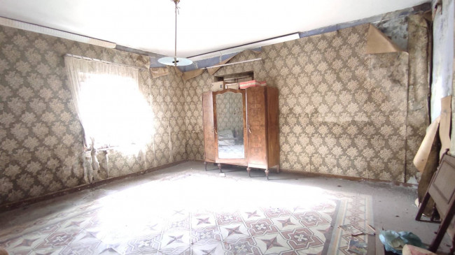 Rustico in vendita a Castel Morrone