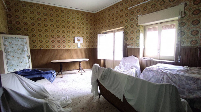 Rustico in vendita a Castel Morrone