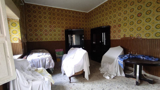 Rustico in vendita a Castel Morrone