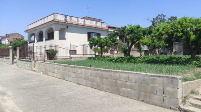 Villa in vendita a Maddaloni