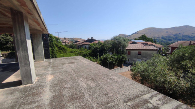 Casa singola in vendita a Castel Morrone