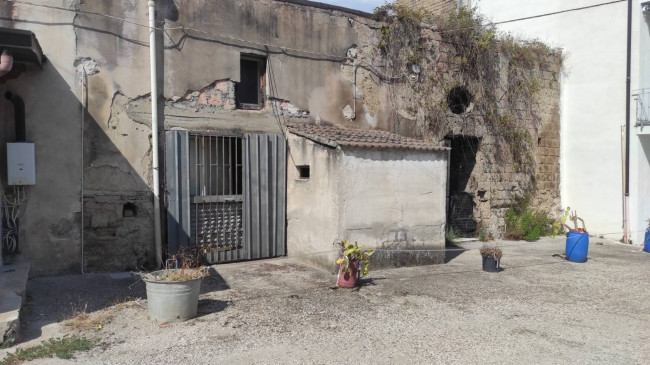Rustico in vendita a Maddaloni