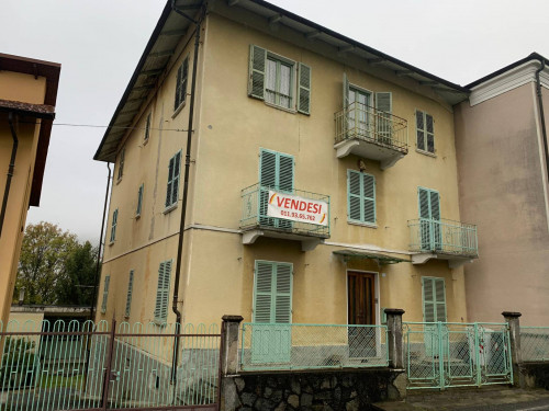 Casa libera su tre lati in vendita a Coazze