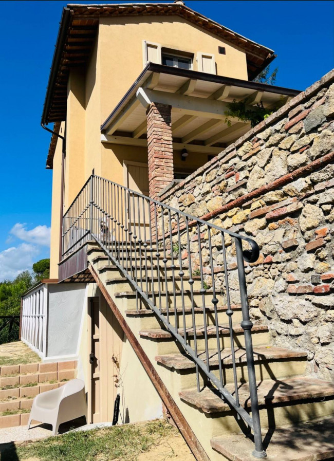 Casa indipendente in vendita a Casciana Terme Lari (PI)