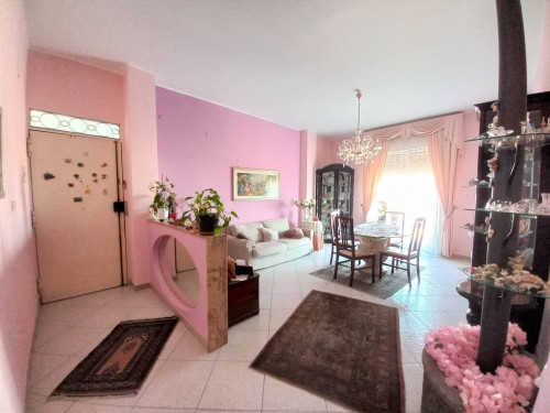 Appartamento in vendita a Aci Catena