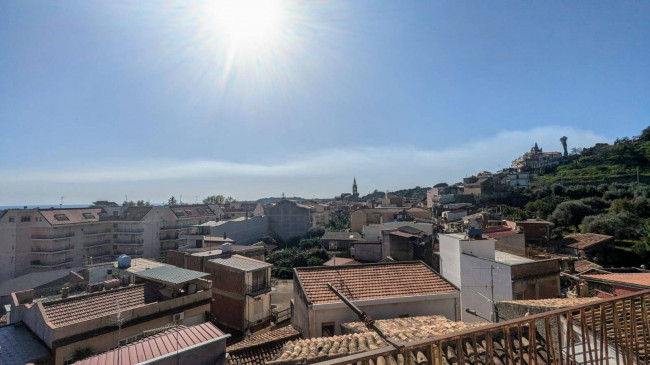 Stabile/Palazzo in vendita a Calatabiano