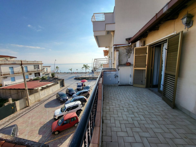 Casa singola in vendita a Roccalumera