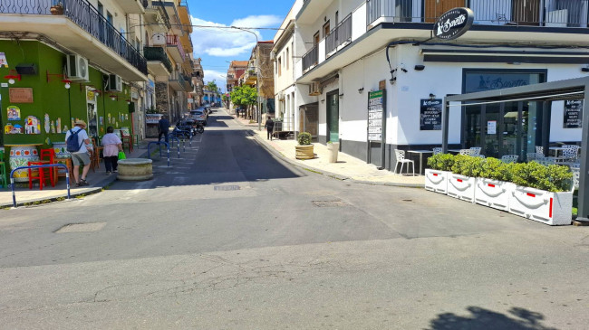 Appartamento in vendita a Giardini-Naxos