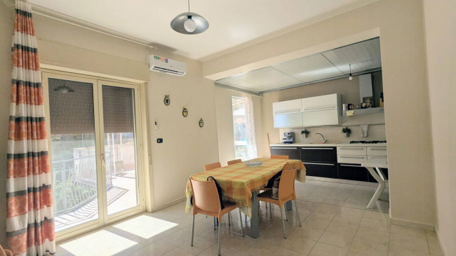 Appartamento in vendita a Giardini-Naxos