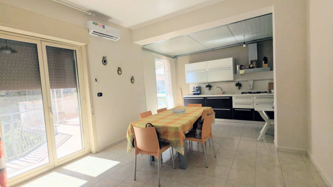 Appartamento in vendita a Giardini-Naxos