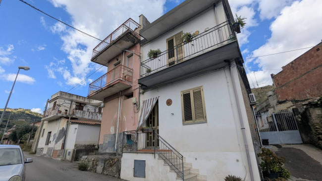 Casa singola in vendita a Calatabiano