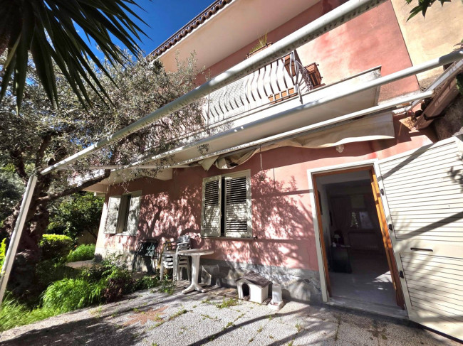 Villa singola in vendita a Graniti