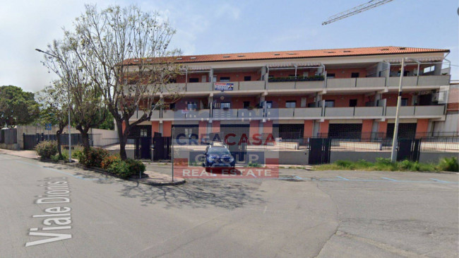 Locale commerciale in vendita a Giardini-Naxos