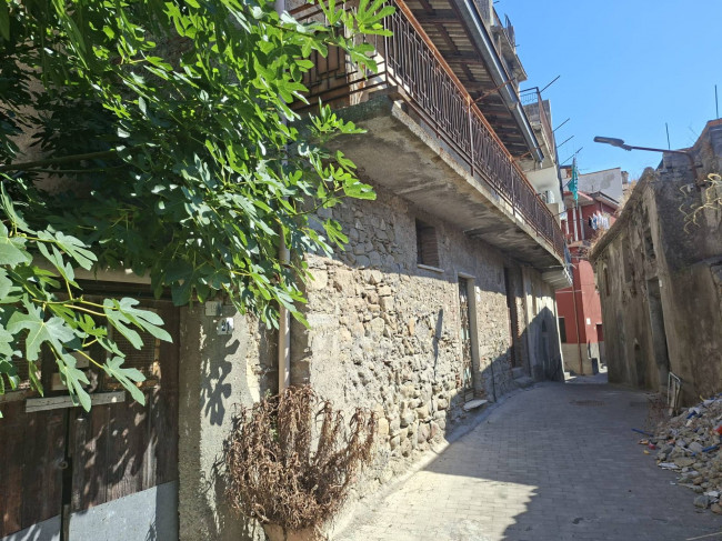 Casa singola in vendita a Graniti