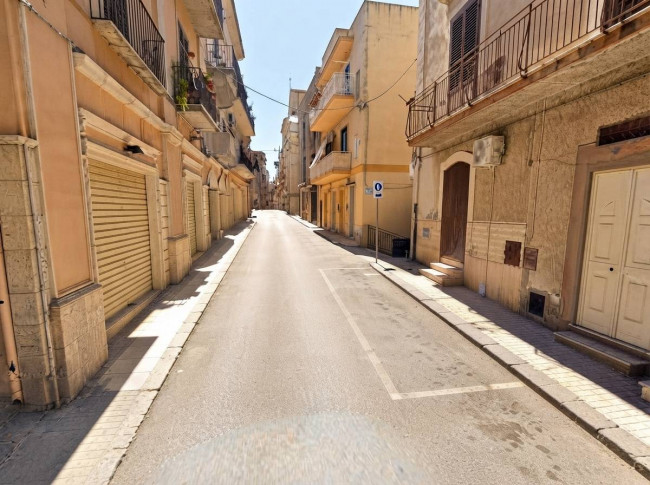 Semi/Indipendente in vendita a Riesi