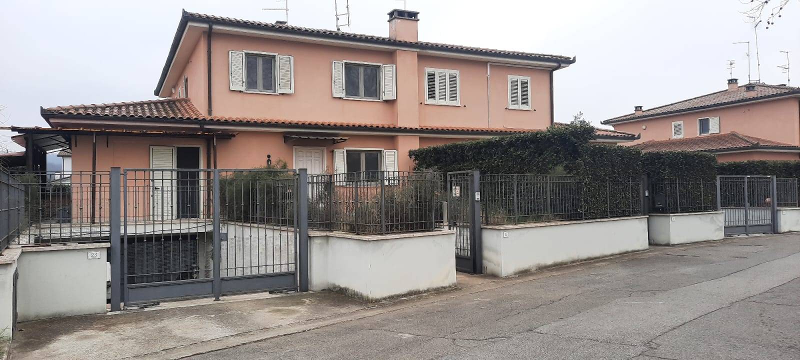 Villa in vendita a Attigliano (TR)