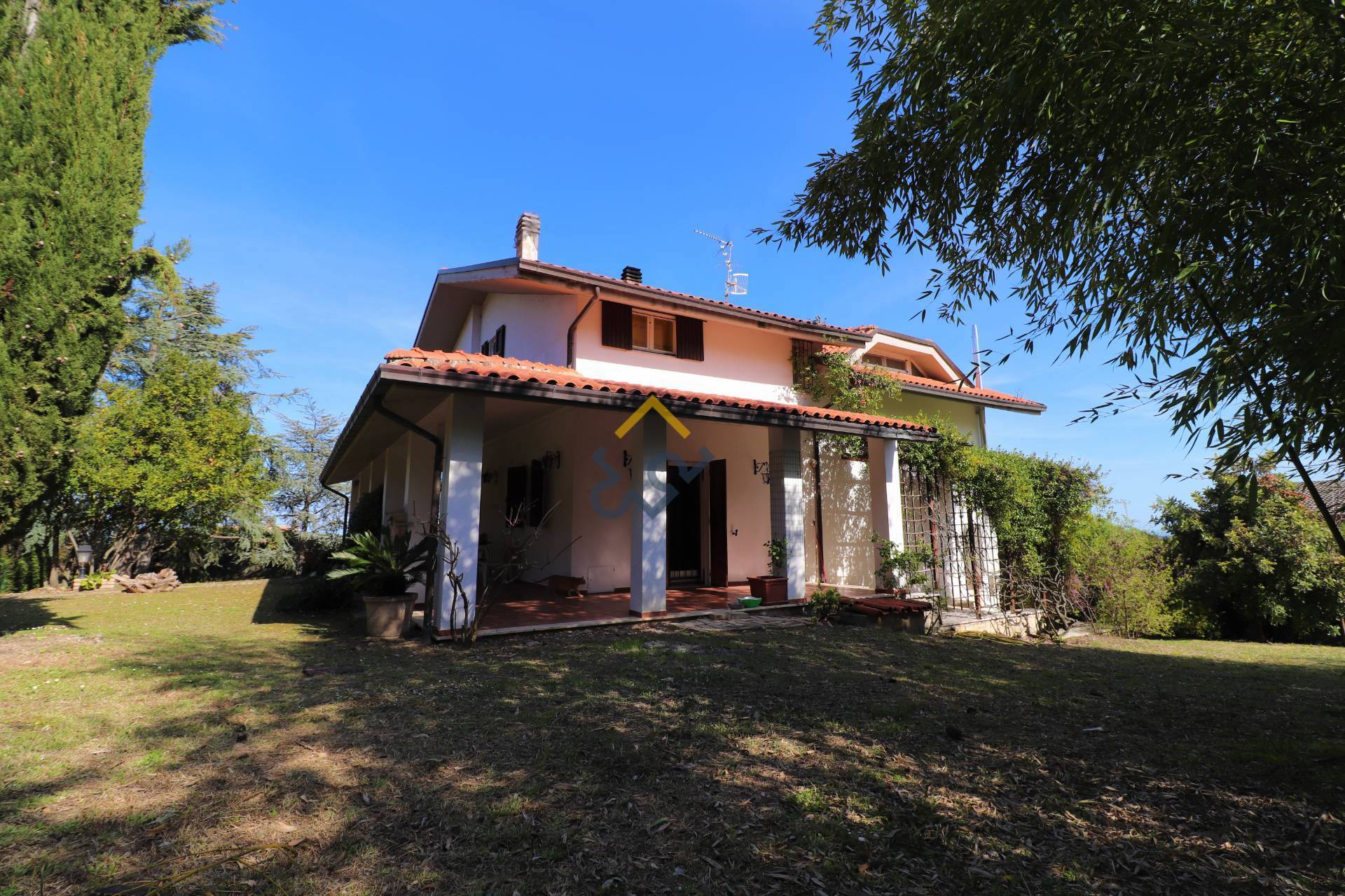 Villa in vendita a Ripatransone (AP)