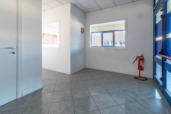 Ufficio in vendita a Porto D'ascoli, San Benedetto Del Tronto (AP)