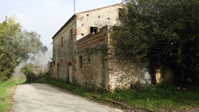 Rustico/Casale in vendita a Campofilone