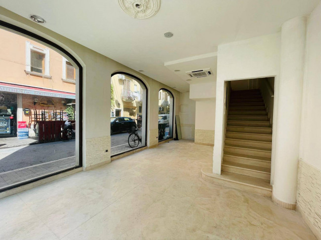 Locale commerciale in vendita a San Benedetto del Tronto