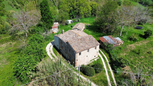 Rustico/Casale in vendita a Rotella