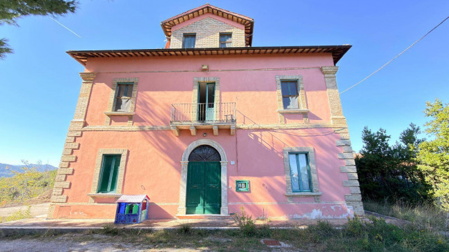 Villa in vendita a Ascoli Piceno