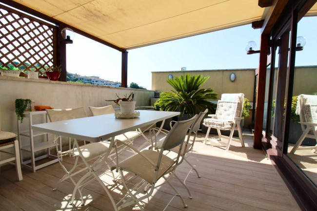 Appartamento in vendita a Ancona