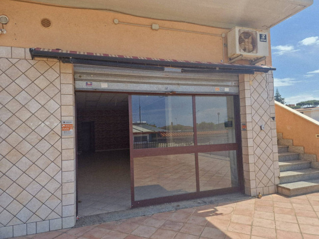Locale commerciale
