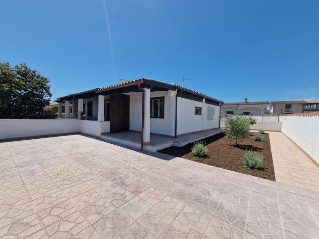 Villa bifamiliare