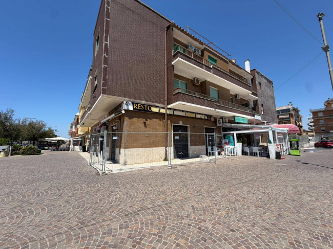 Locale commerciale