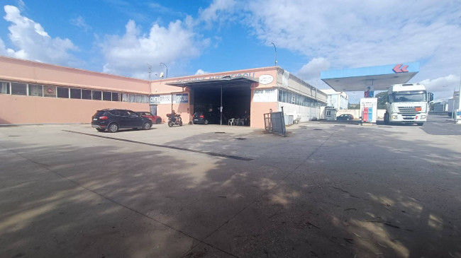 Locale commerciale