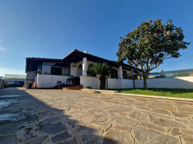 Villa bifamiliare